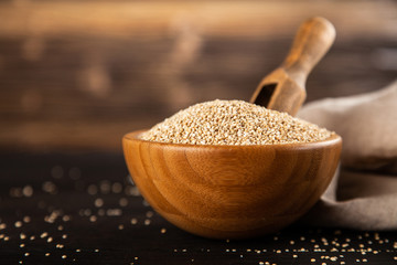 Raw quinoa seeds in a bowl