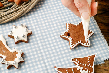 How to make christmas gingerbread cookies, tutorial.