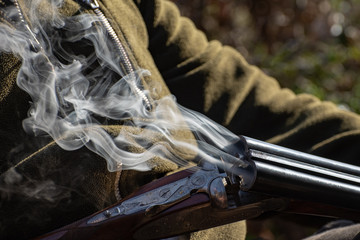 Flinte mit Qualm 