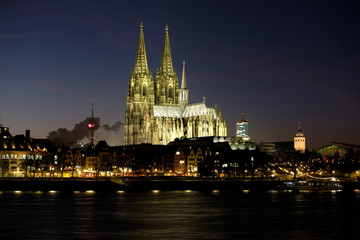 Naklejka na ściany i meble Cathedral of Cologne by Night