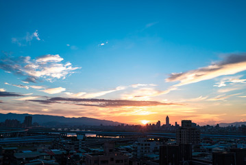 Fototapeta premium Panoramę chmur Tajpej, Tajwan