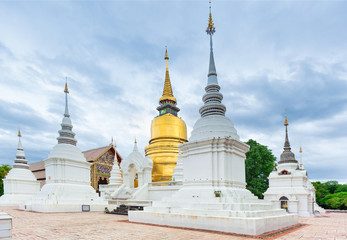 Fototapeta premium Tempel Wat Suan Dok in Chiang Mai; Thailand