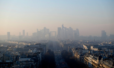 Fototapeta na wymiar View towards La Defense in Paris