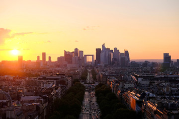 Obraz premium View towards La Defense in Paris