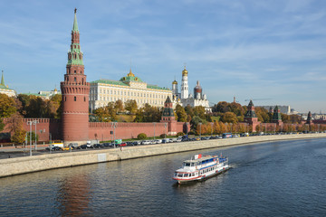 Obraz premium Moscow Kremlin from the embankment.