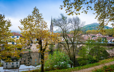 vallée de l'Aveyron à Saint-Antonin-Noble-Val, Occitanie, France