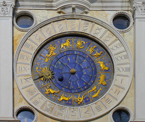 venice clock