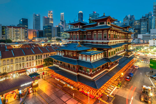 Buddha Tooth Relic Temple and city skyline, Singapore