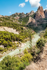 Fototapeta na wymiar River in Riglos in the Pyrenees mountains