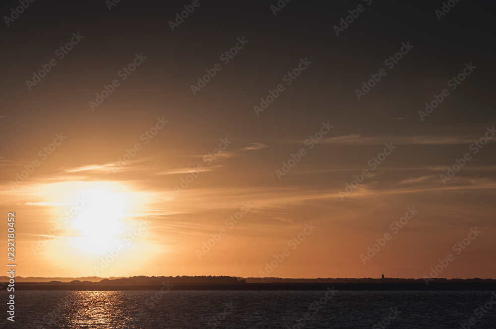 Wall mural sunset over sea