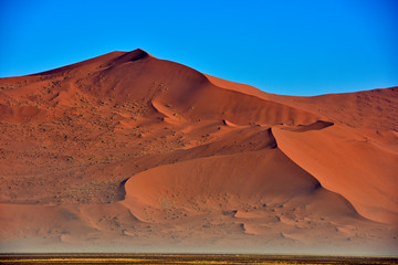Fototapeta na wymiar Dünen in der Namib Wüste Namibia