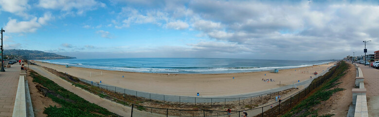 Panorama of the south Los Angeles coastline from the esplanade in Redondo Beach. - obrazy, fototapety, plakaty