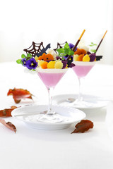 紫芋ムースパフェ