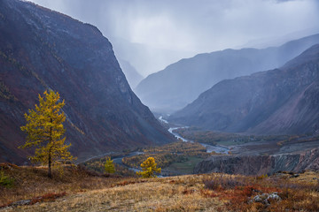 Valley of Chulyshman river from pass Katu-Yaryk. Altai.