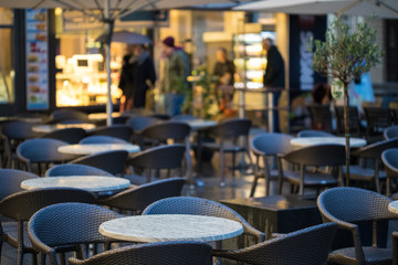 Regenschauer am Göppinger Marktplatz