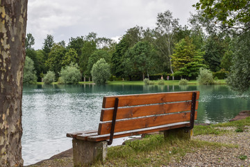 The park bench