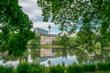 D&uuml;sseldorf Lake reflection