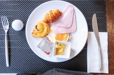 Golfer breakfast food for golfer 