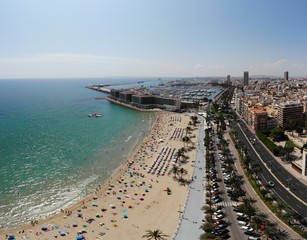 Obraz premium Alicante aerial photo showing the beautiful coastal area and beach in Spain