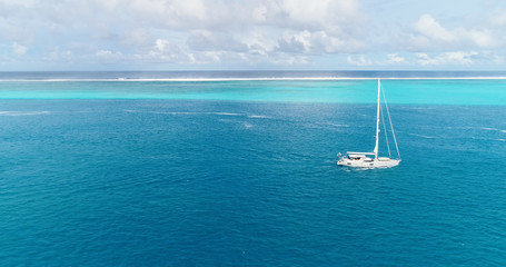Fototapeta premium sailboat in aerial view, french polynesia