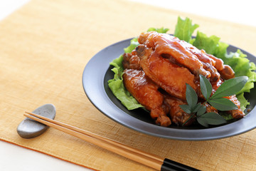 鶏手羽中照り焼き
