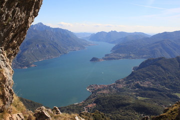 Obraz premium Zauberhafter Lario; Blick vom Monte Grona hinunter zum Comer See