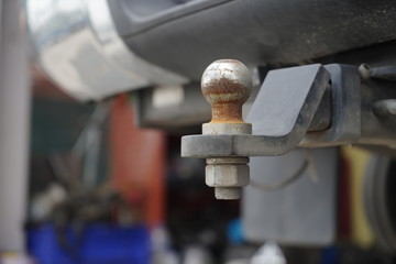 Car's tow bar design