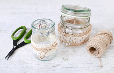 How to make glass jar decorated with lace and string