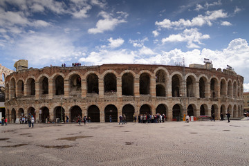 Vista exterior del anfiteatro Arena de Verona Italia