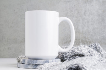Obraz na płótnie Canvas white mug mockup