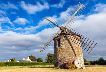 Cercles muraux Moulins Windmühle in der Bretagne