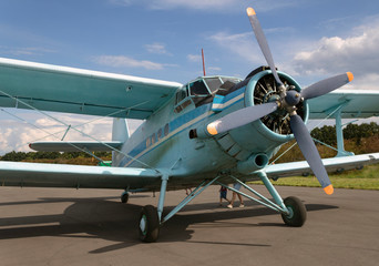Fototapeta premium old military airplane