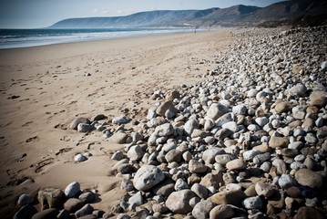 plaża z kamieniami