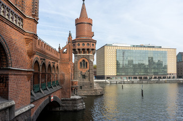 Berlin - Blick auf die Oberbaumbrücke