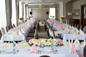 Wedding table decoration with flowers