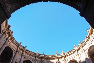 Lichtdoorlatende rolgordijnen Artistiek monument circular courtryard of Farnese palace at Caprarola
