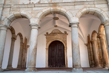 Obraz premium Church entrance