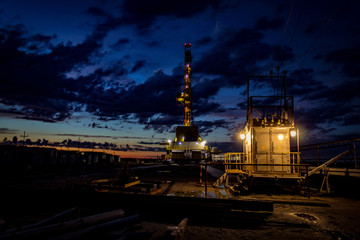 night drilling rig with step-down transformer