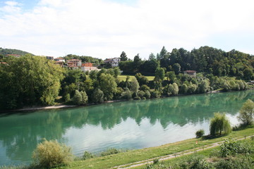 Paesaggio sul fiume