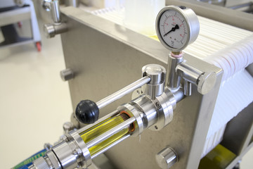 Ecological extra virgin olive oil production with modern technology, extraction and filtering
