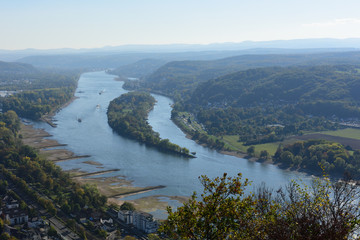blick auf rhein von drachenburg in königswinter 