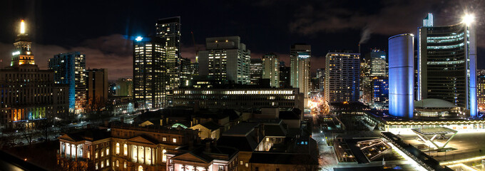 Fototapeta na wymiar Skyline von Toronto in der Nacht