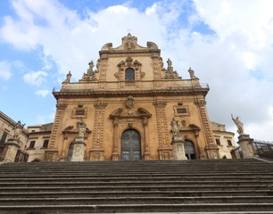 Fototapeta na wymiar Duomo di San Pietro Modica Sicilia - Italia