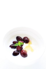 Frozen grape and honey yogurt