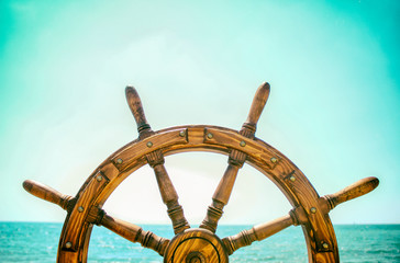 Steering wheel ship