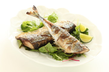 Freshness Sudachi fruit and grilled pacific saury