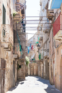 Taranto, Apulia - Where time seems to be turned back to the middle ages