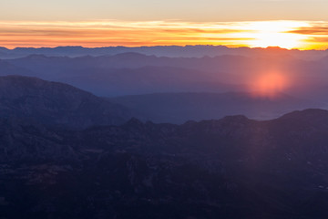 Fototapeta na wymiar Sunrise. Sunset in the mountains