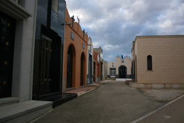 CEMENTERIO DESOLADO