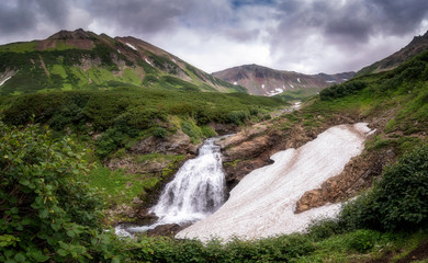 Fototapeta na wymiar Waterfall Vachkagets